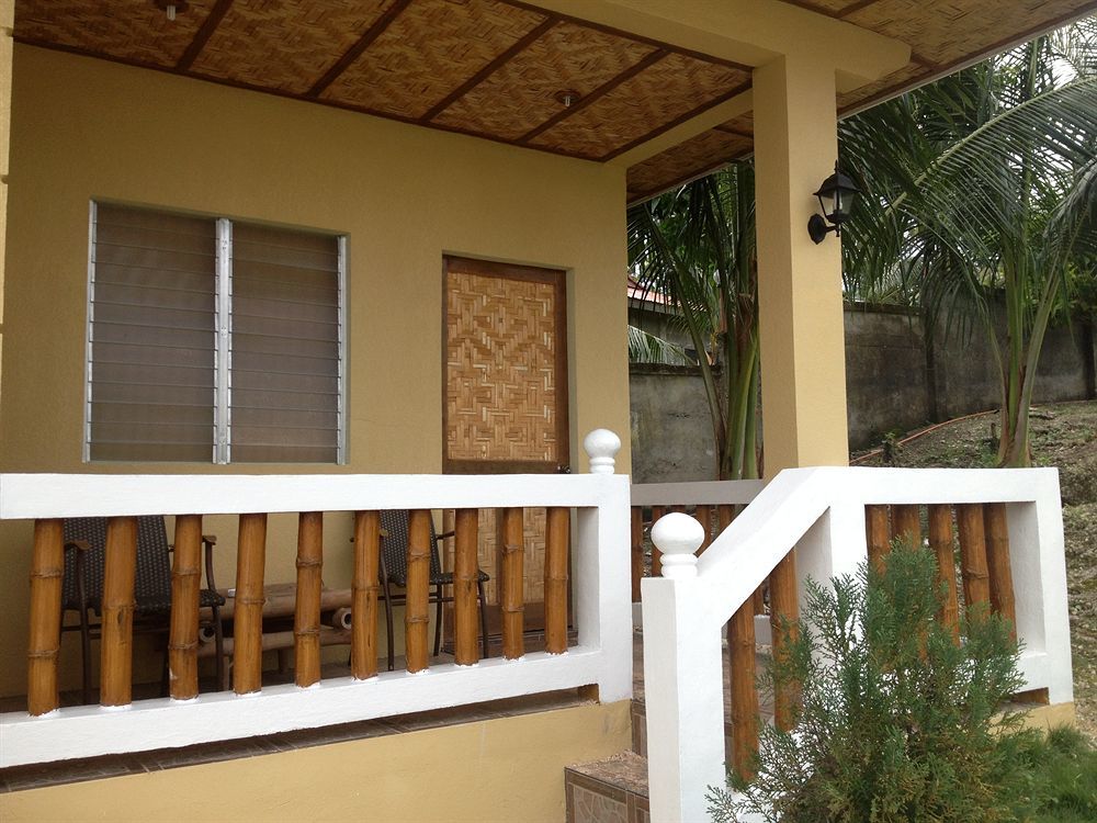 Moalboal Beach Resort Alcantara  Buitenkant foto