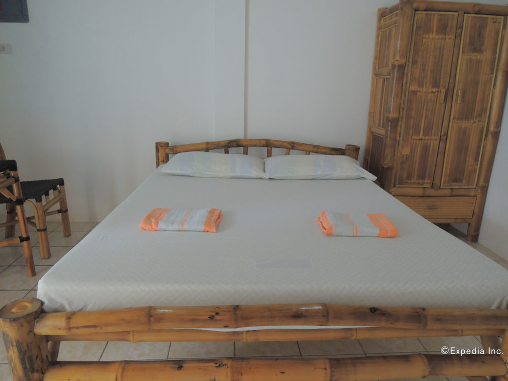 Moalboal Beach Resort Alcantara  Buitenkant foto
