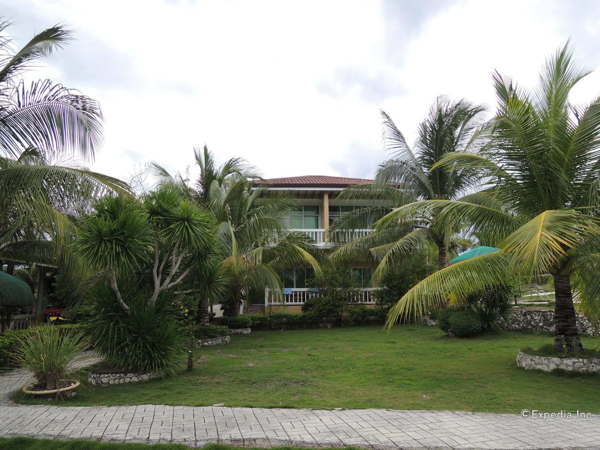 Moalboal Beach Resort Alcantara  Buitenkant foto