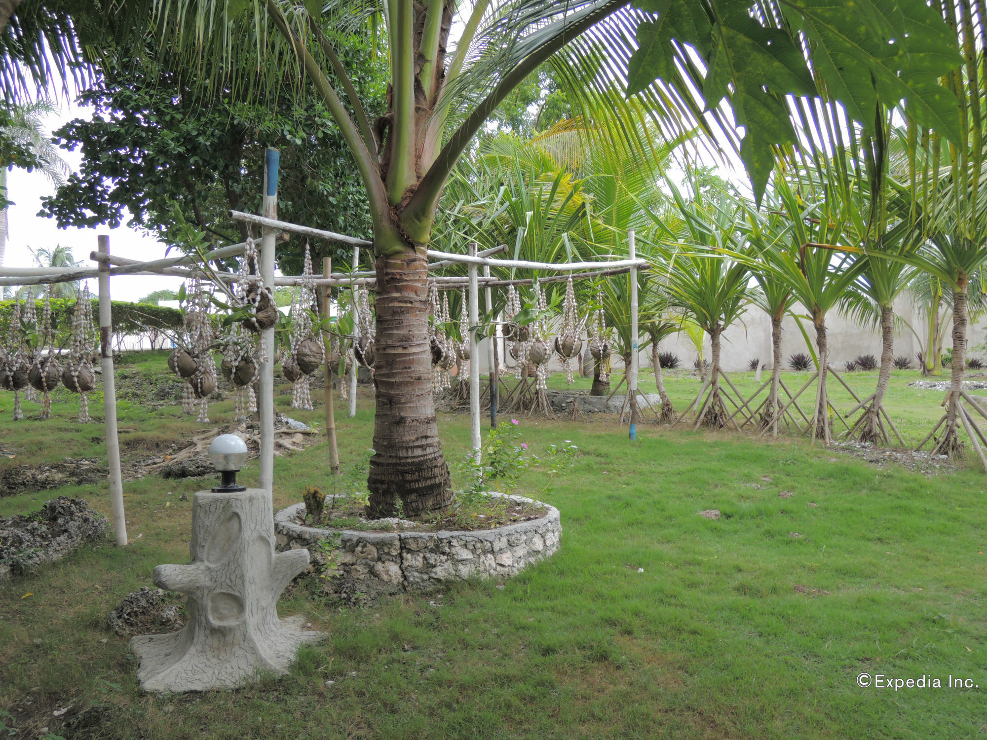 Moalboal Beach Resort Alcantara  Buitenkant foto