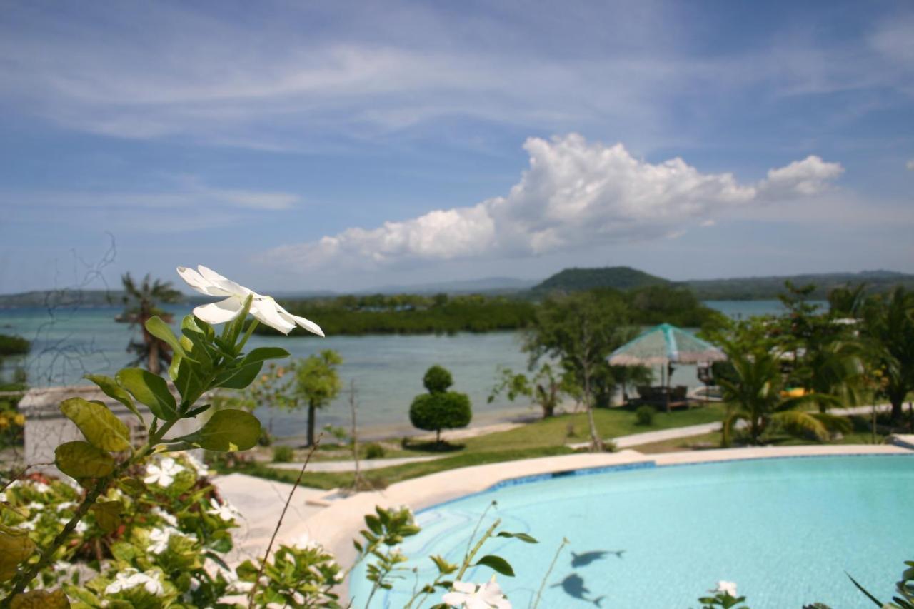 Moalboal Beach Resort Alcantara  Buitenkant foto