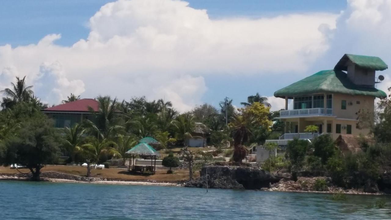 Moalboal Beach Resort Alcantara  Buitenkant foto